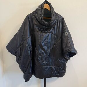 Free People Movement Moon Glow Black Packable Puffer Poncho M/L Gorpcore Outdoor